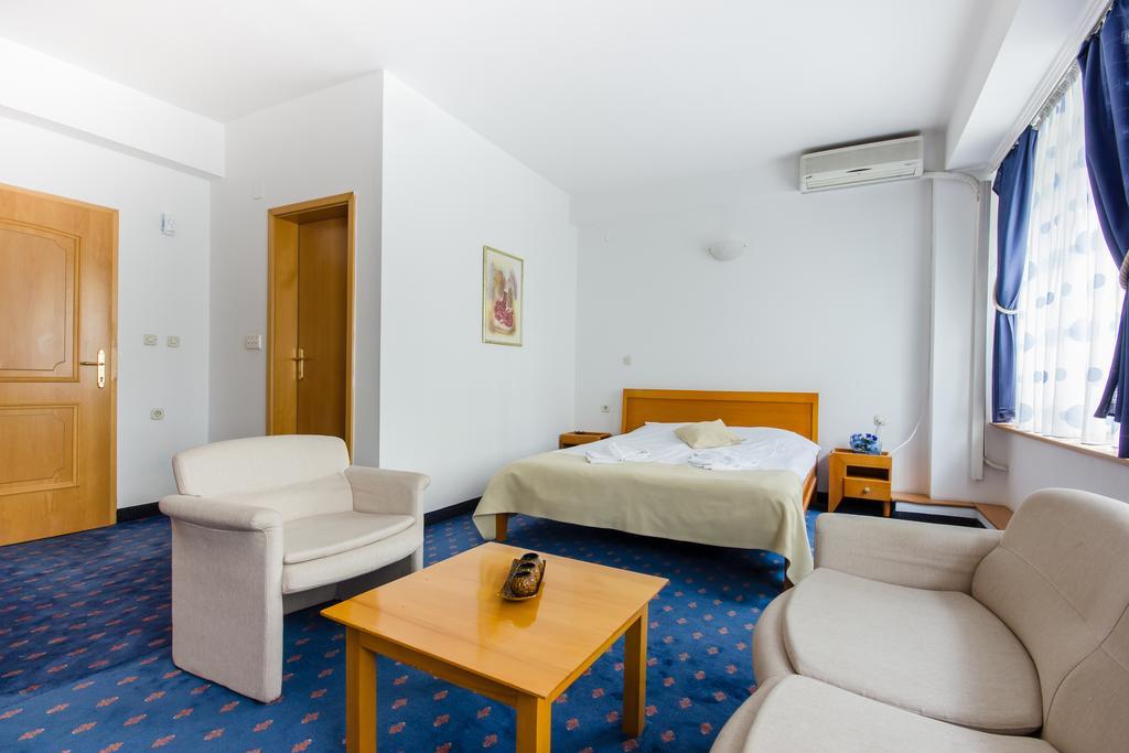 Hotel Residence Inn Скоп'є Номер фото