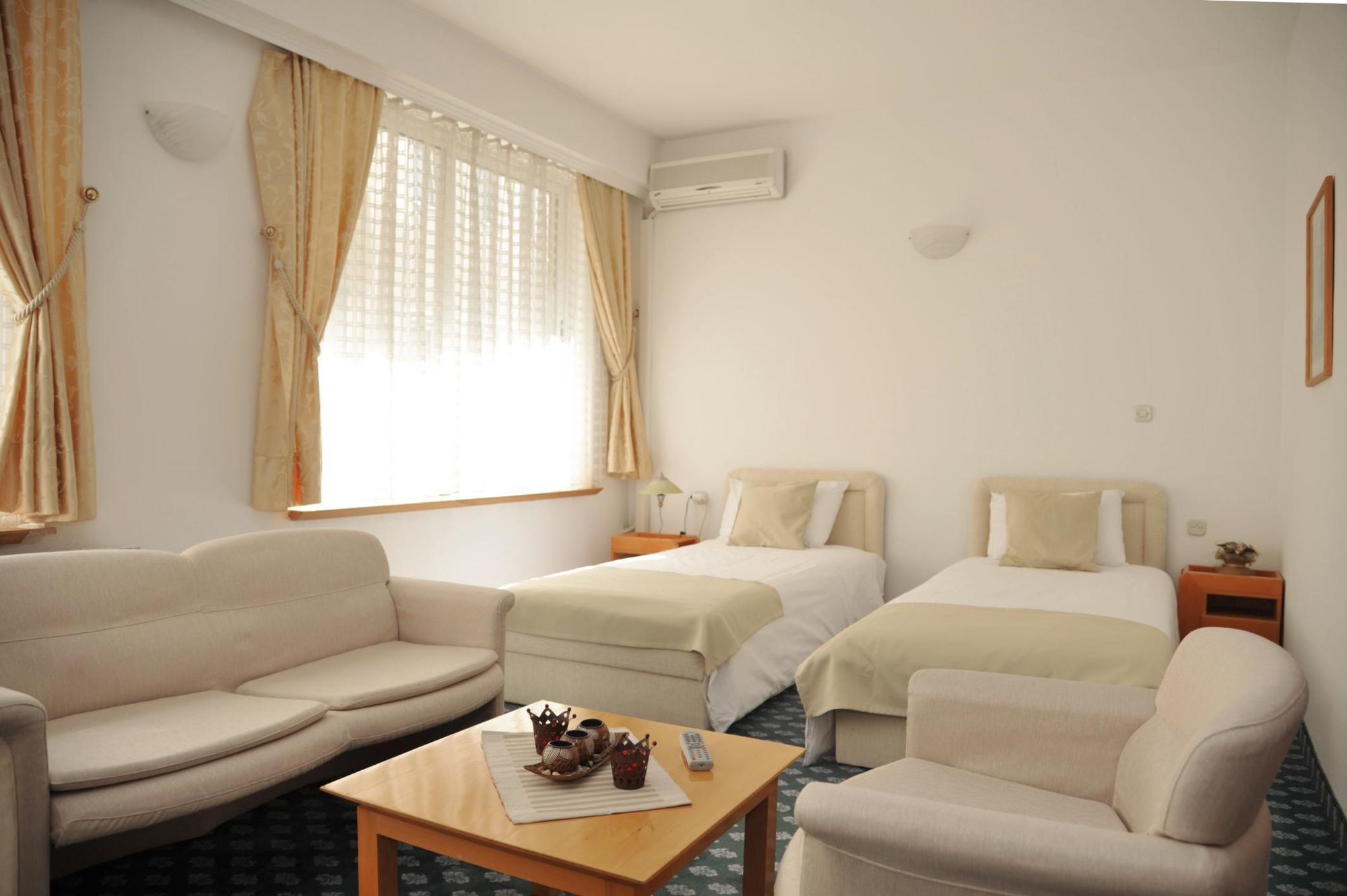 Hotel Residence Inn Скоп'є Екстер'єр фото