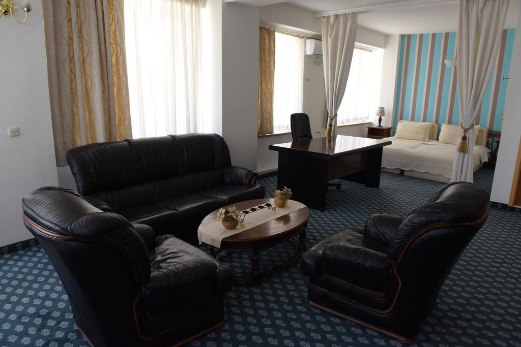 Hotel Residence Inn Скоп'є Екстер'єр фото