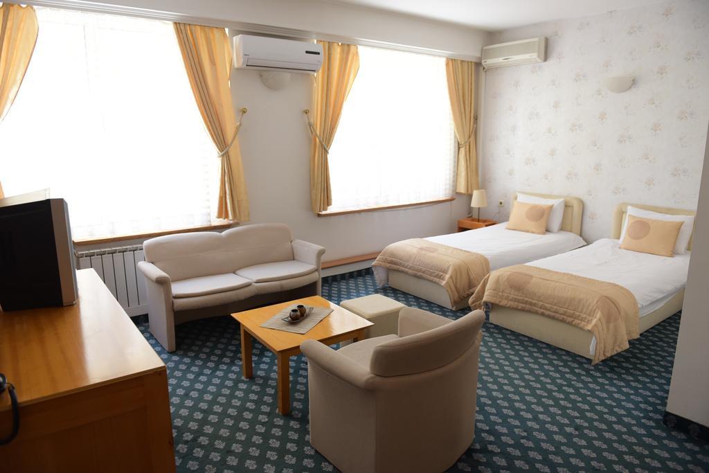 Hotel Residence Inn Скоп'є Екстер'єр фото