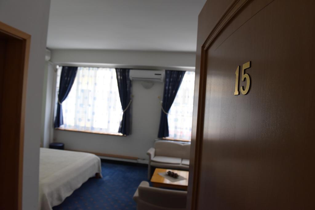 Hotel Residence Inn Скоп'є Екстер'єр фото