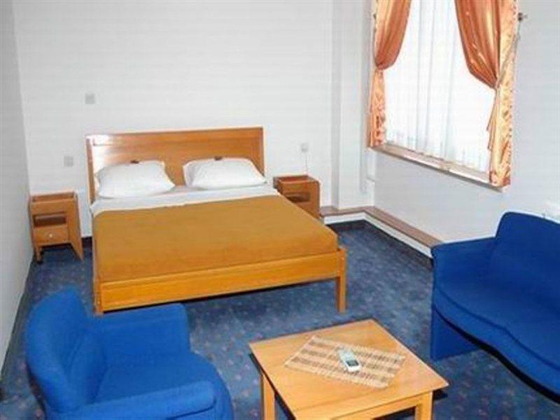 Hotel Residence Inn Скоп'є Екстер'єр фото